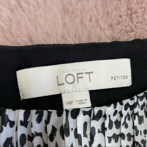 Ann Taylor Loft Black White Print Blouson Peplum Blouse Top sz MP Medium Petite - Picture 8 of 12